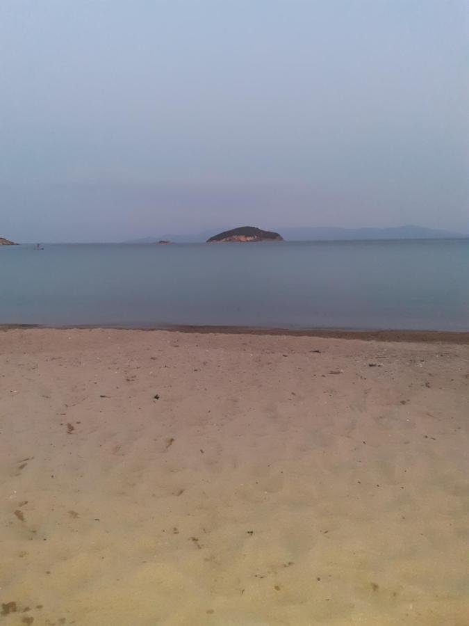 Apartament Aegean Seabreeze Nea Iraklitsa Zewnętrze zdjęcie